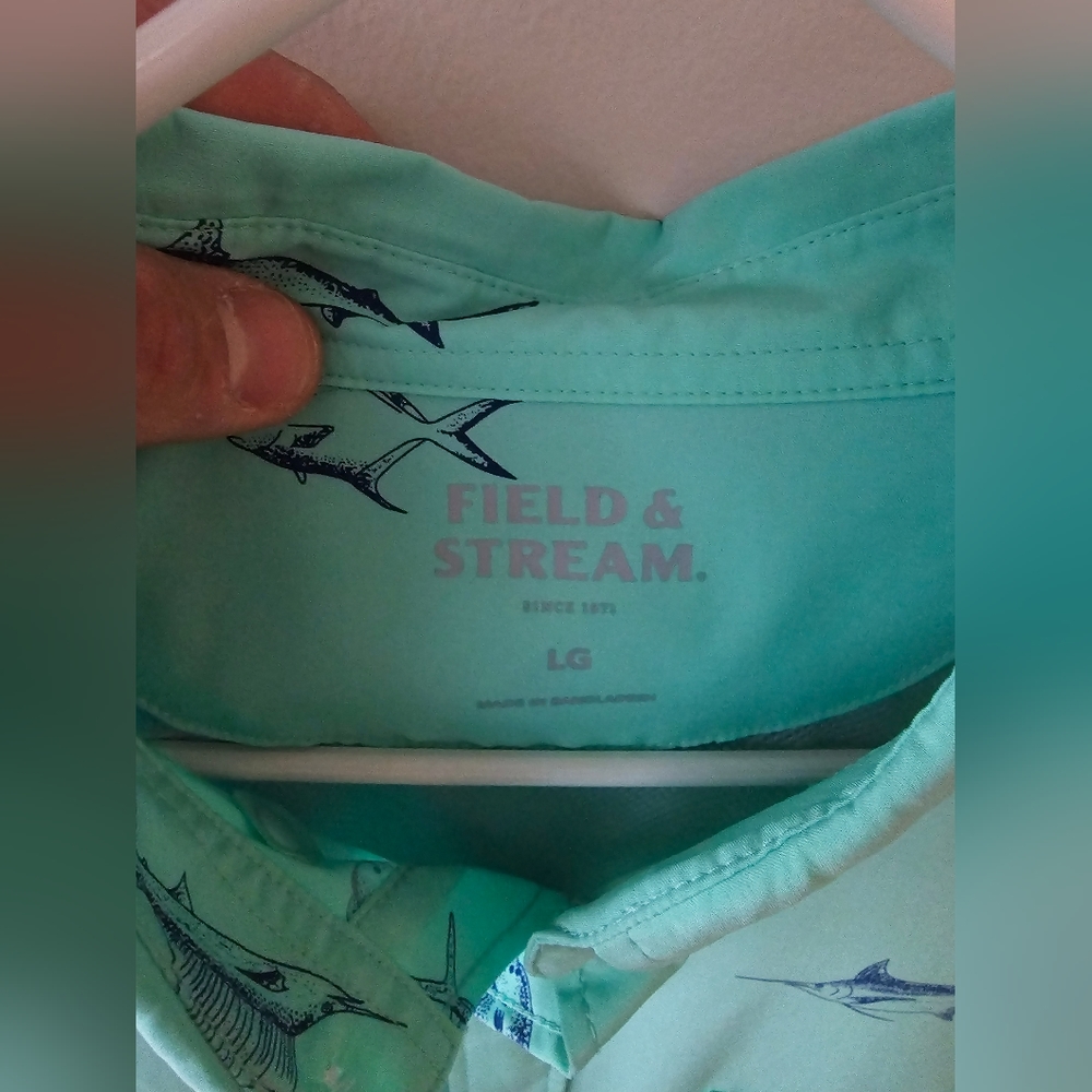 Field And Stream Button Down - Picture 3 of 3